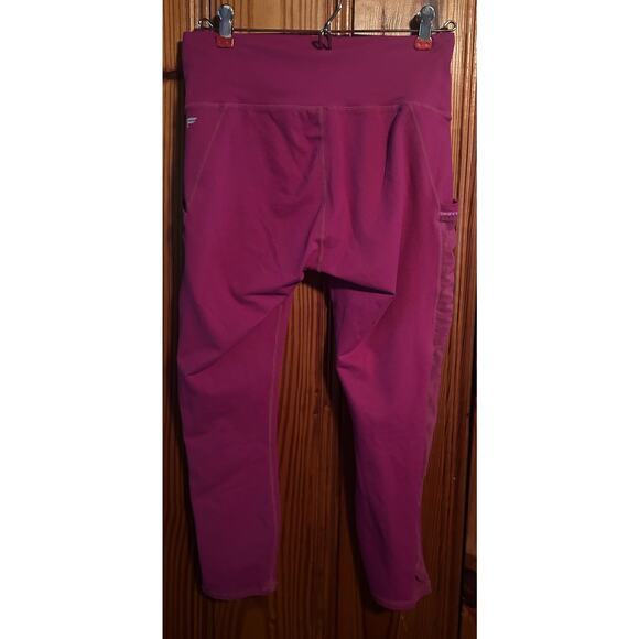 Fabletics high rise cropped workout leggings with pockets size medium - Picture 2 of 3